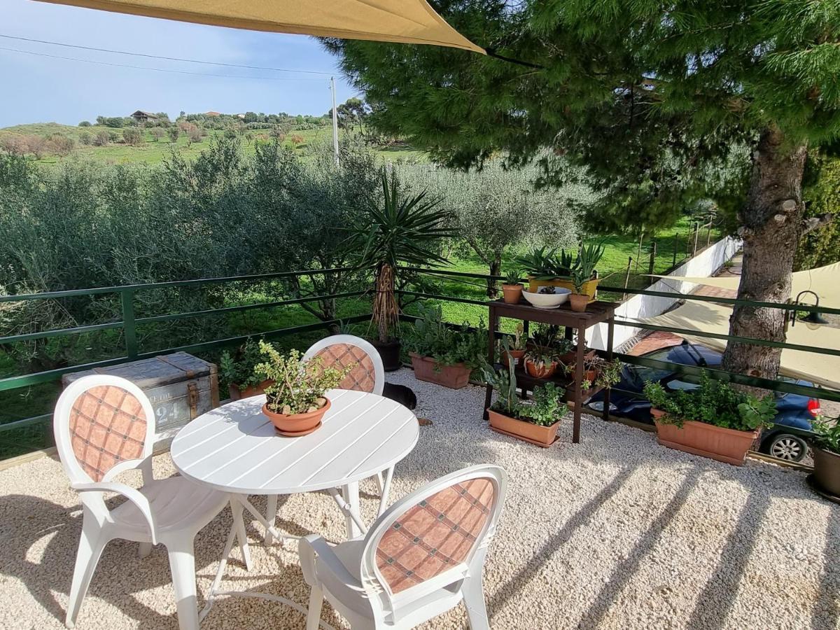 Sunset Valley Village Motta Sant' Anastasia Exterior photo